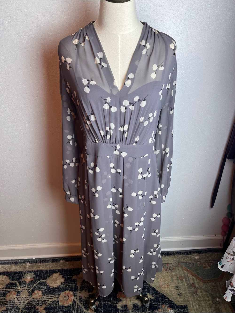 Anne Klein Grey Floral Long Sleeve Midi Dress